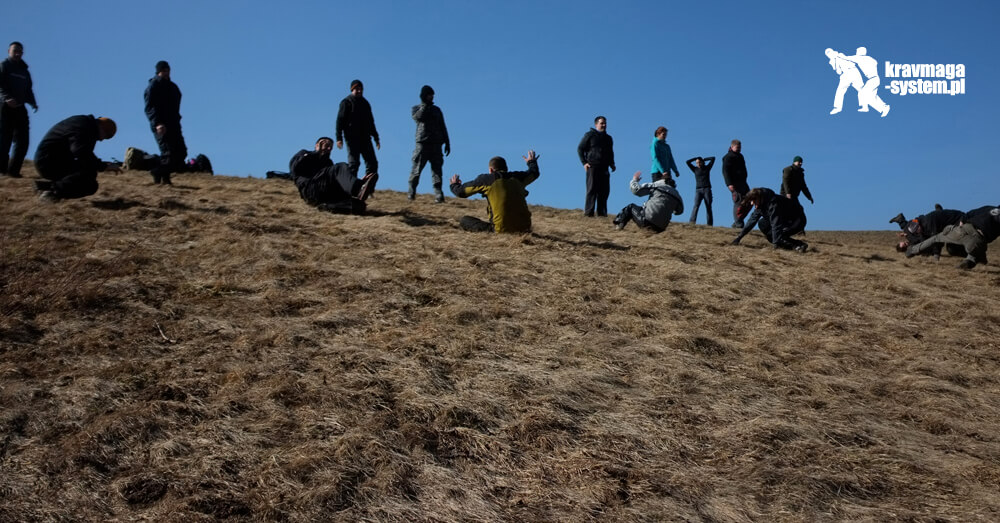 krav maga, samoobrona, warszawa, jacek walczak, instruktor, co to jest krav maga, trening upadków