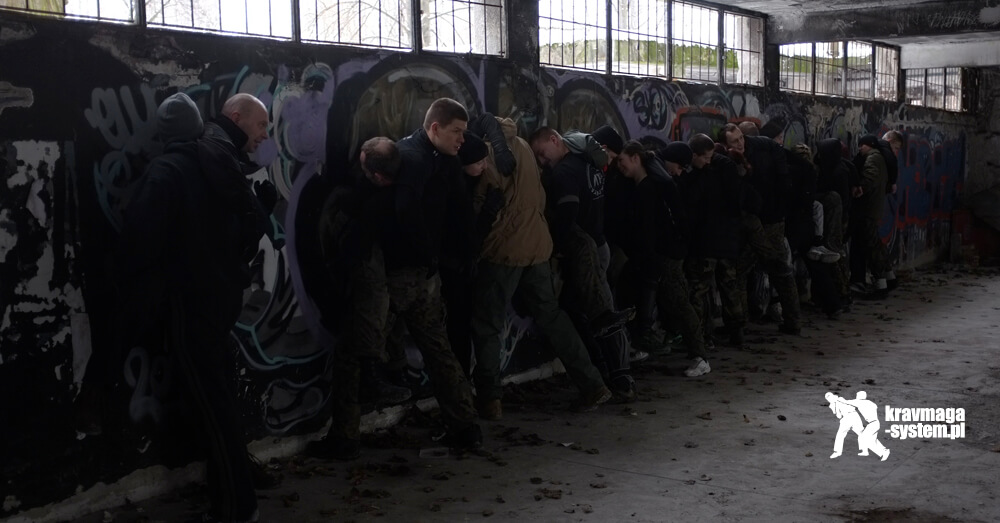 krav maga, samoobrona, warszawa, jacek walczak, instruktor,