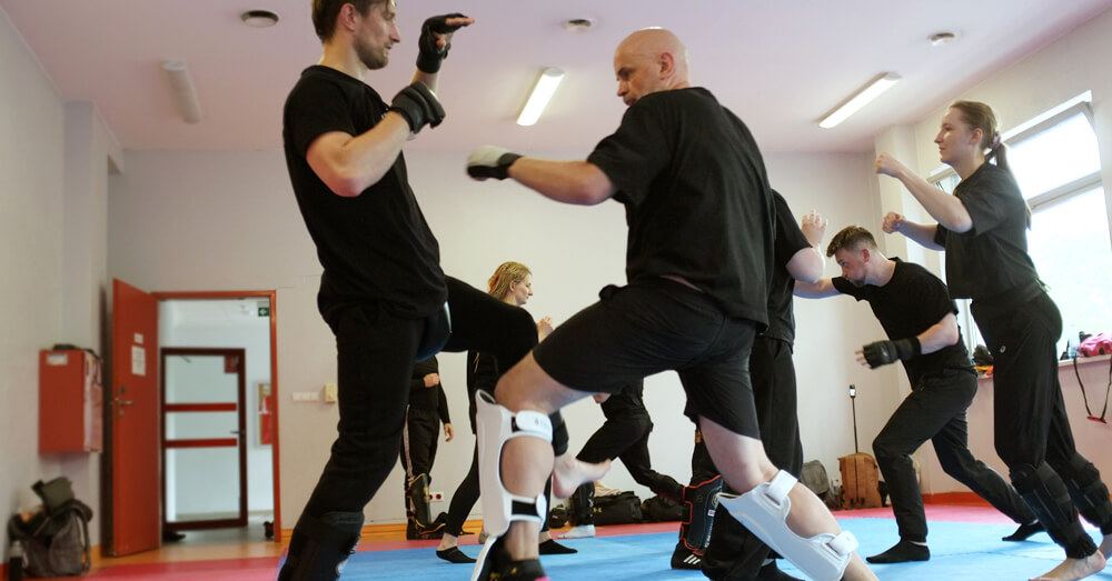 krav maga ochota, zajęcia na ochocie, samoobrona dla mężczyzn kobiet, dla dorosłych, gdzie się zapisać na krav magę w warszawie